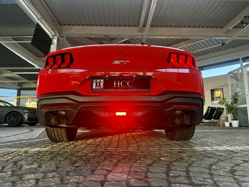 Ford Mustang 2025