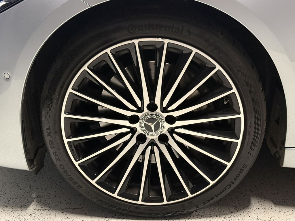 Mercedes-Benz C 220 2024