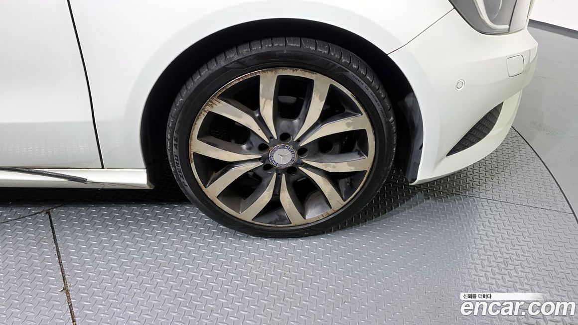 Mercedes-Benz A-Class 2014