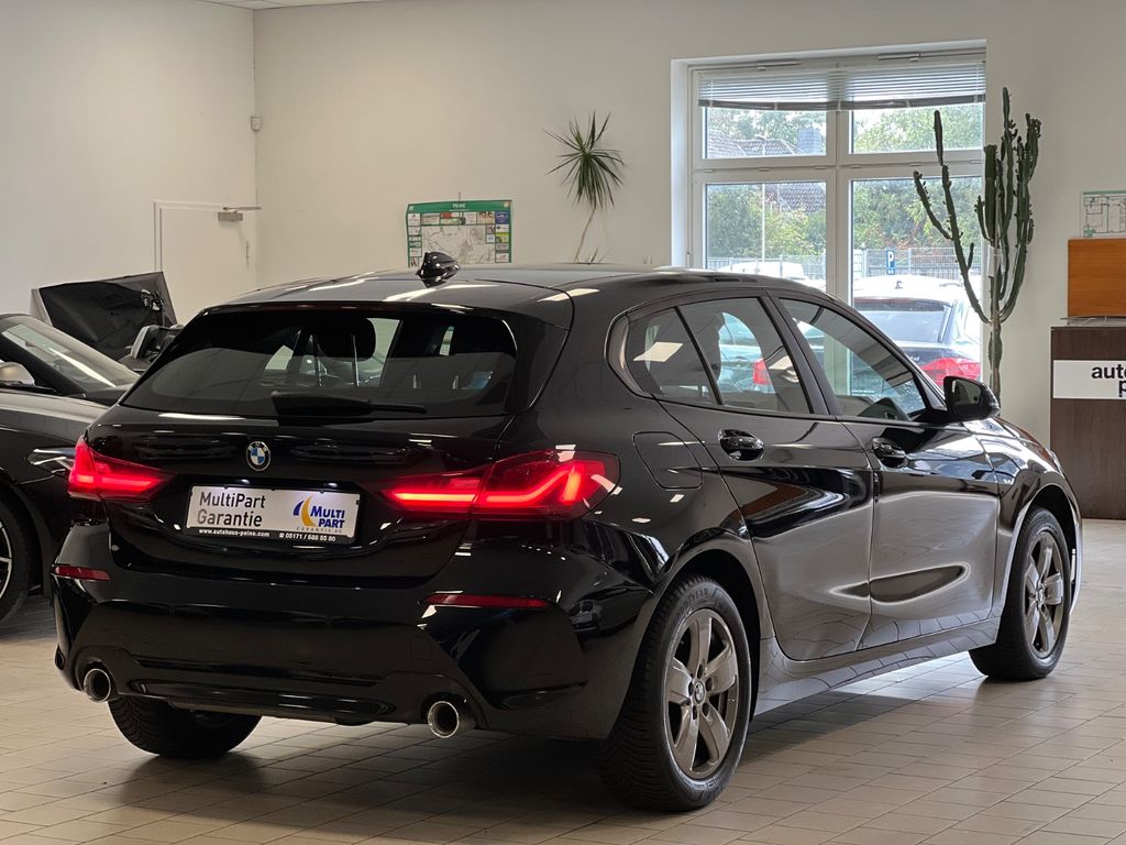 BMW 118 2022