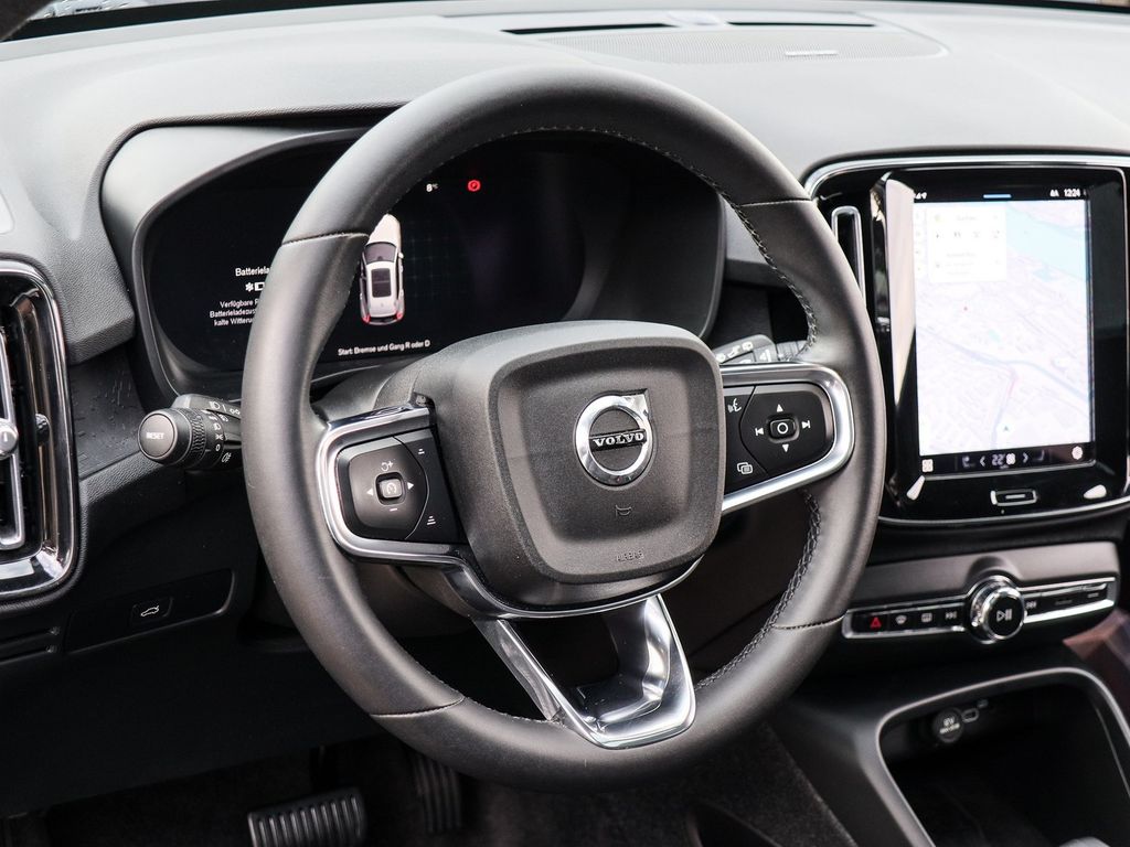 Volvo XC40 2023