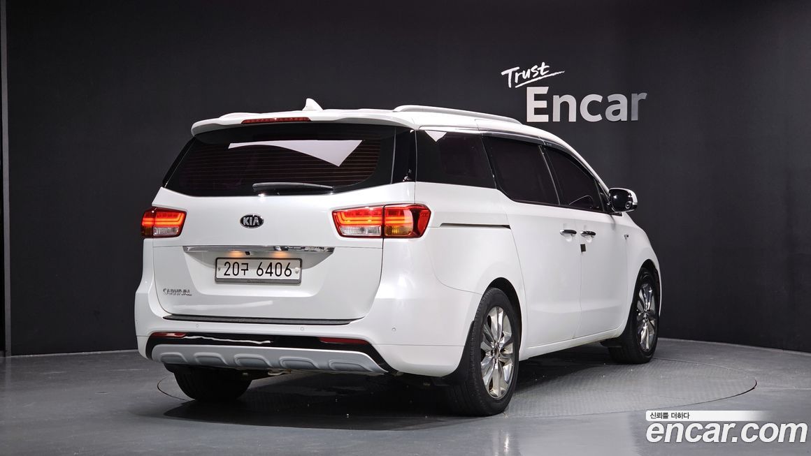 Kia Canival 2015