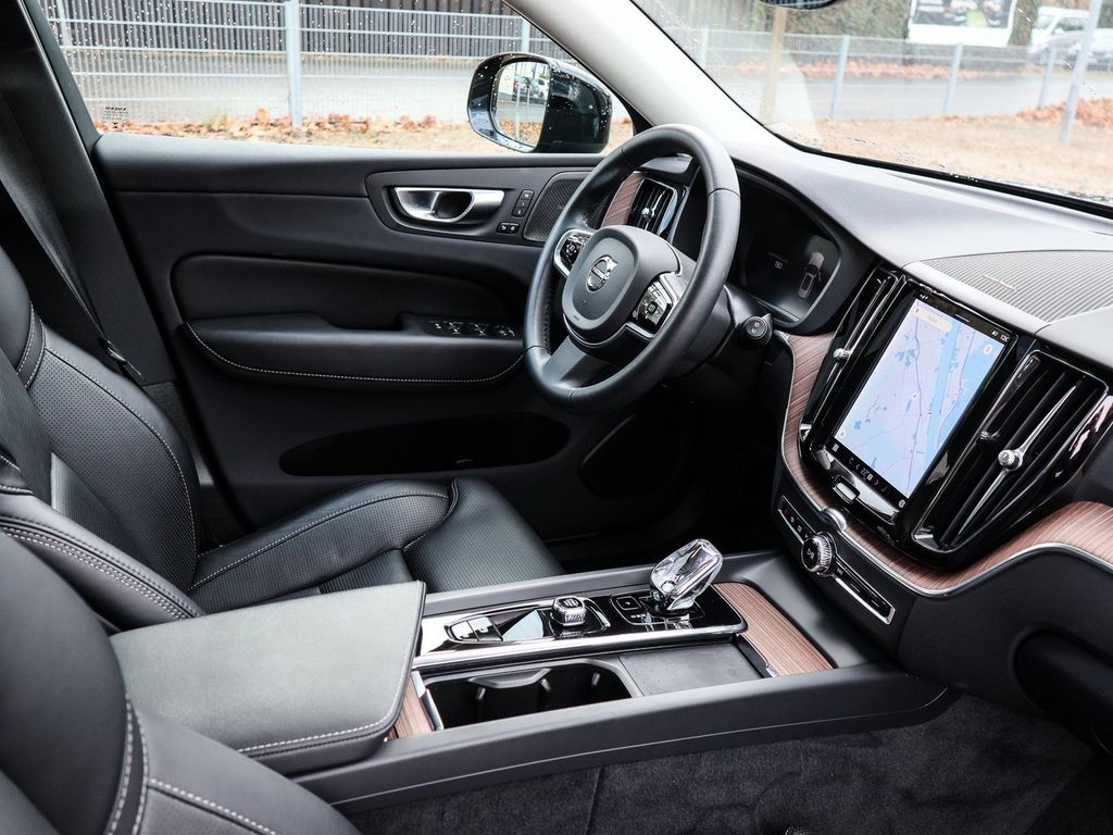 Volvo XC60 2023
