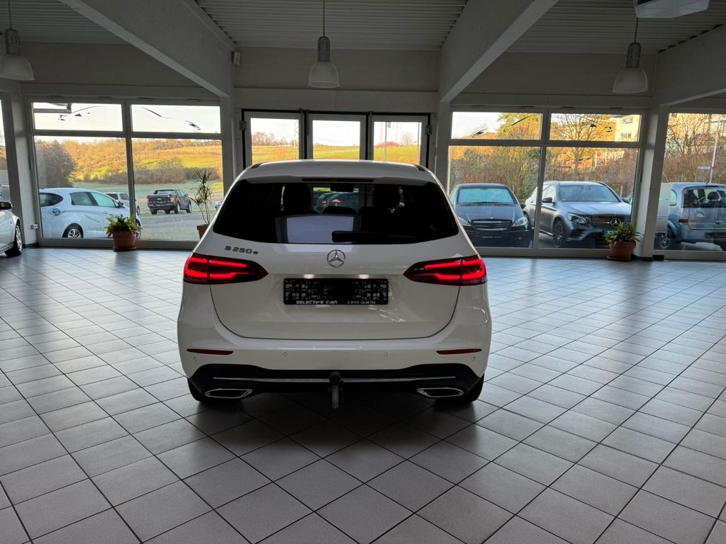 Mercedes-Benz B 250 2021