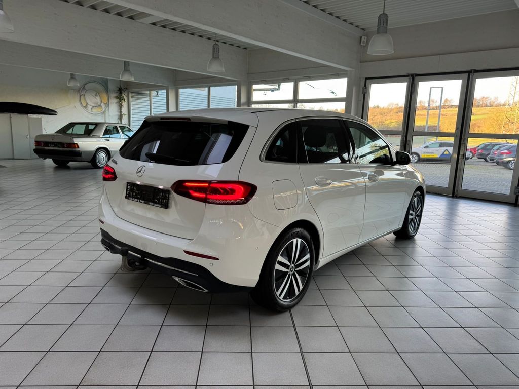 Mercedes-Benz B 250 2021
