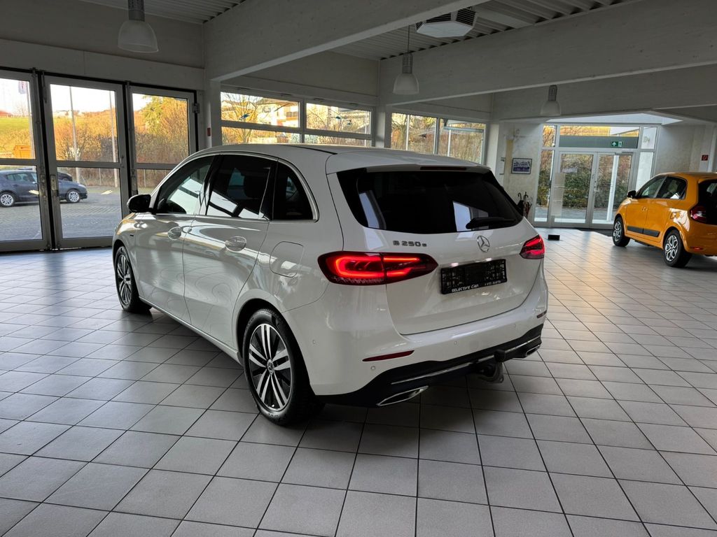 Mercedes-Benz B 250 2021