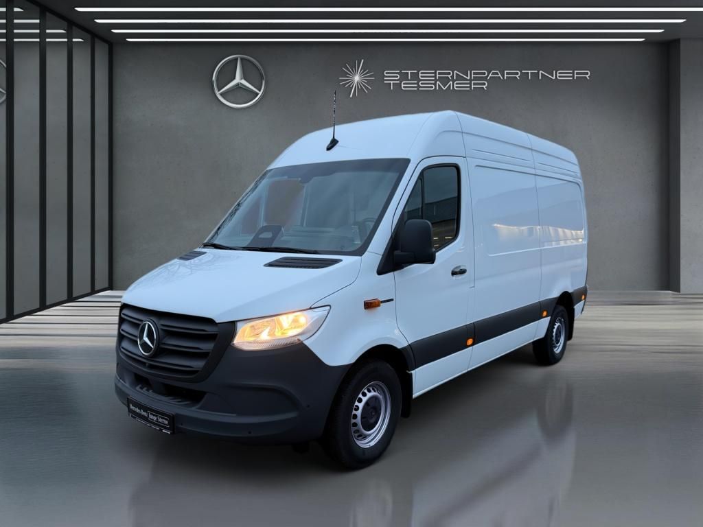 Mercedes-Benz eSprinter 2025