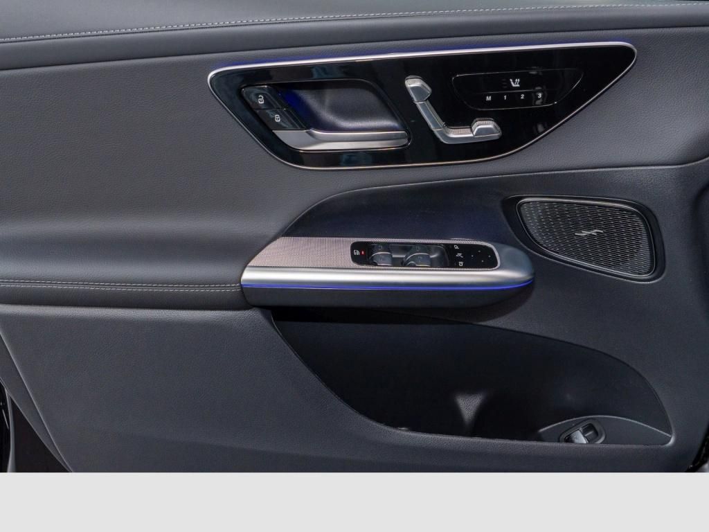 Mercedes-Benz GLC 300 2025