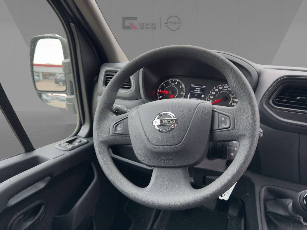 Nissan Interstar