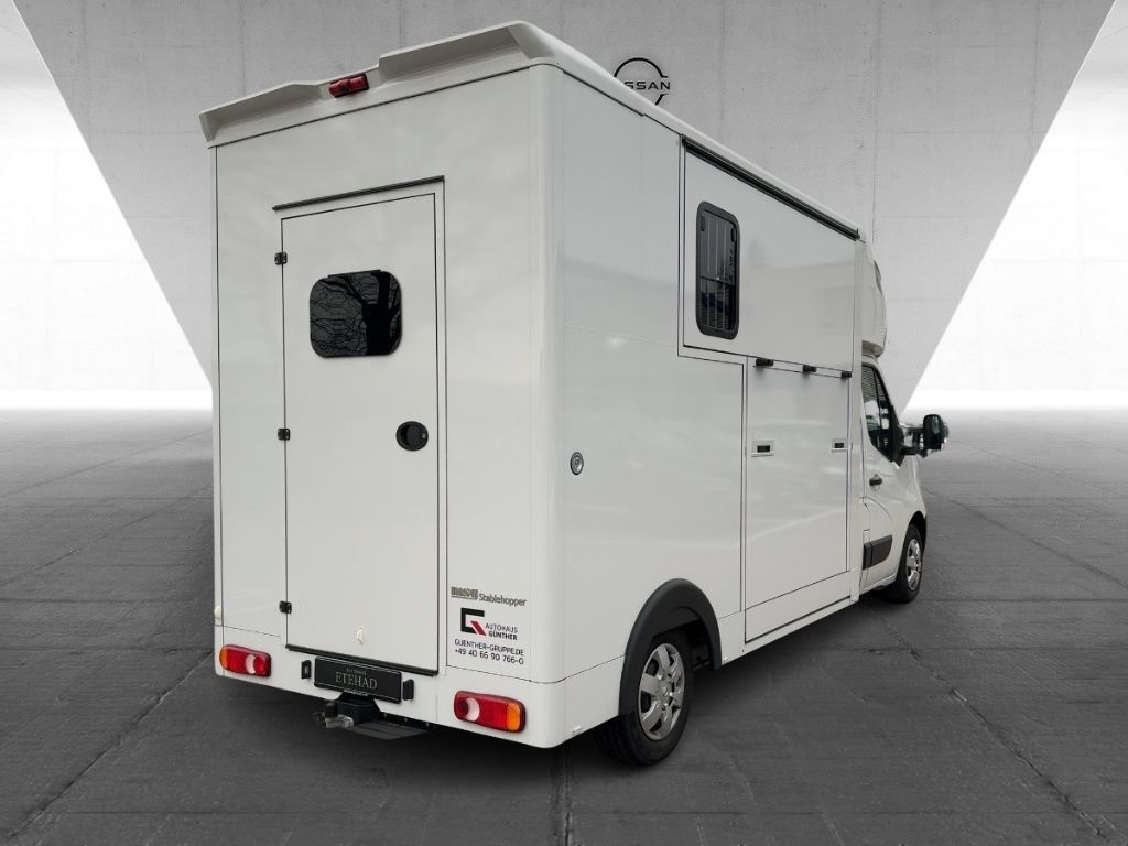 Nissan Interstar