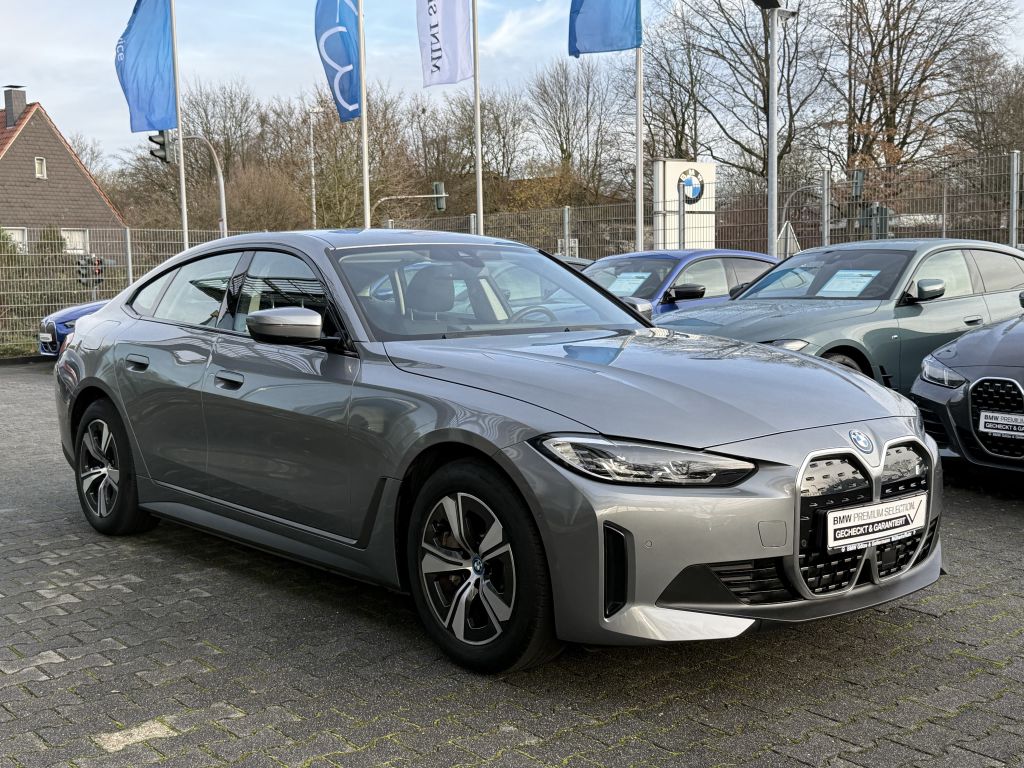 BMW i4 2023