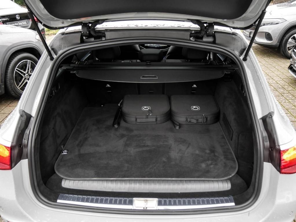 Mercedes-Benz E 300 2025