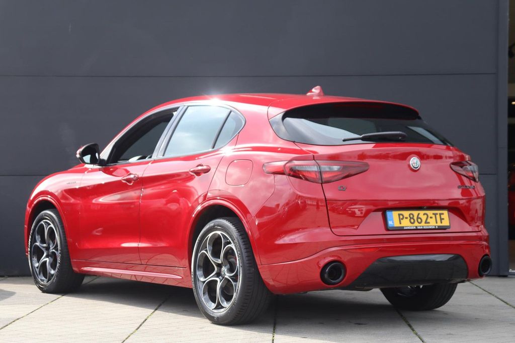 Alfa Romeo Stelvio 2021