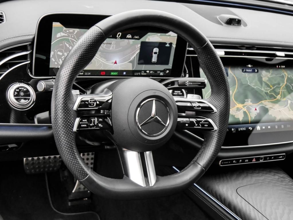 Mercedes-Benz E 300 2025