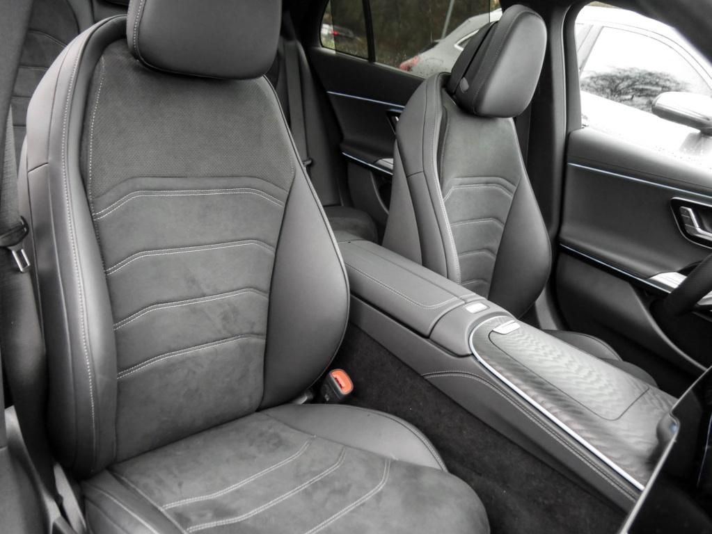 Mercedes-Benz E 300 2025