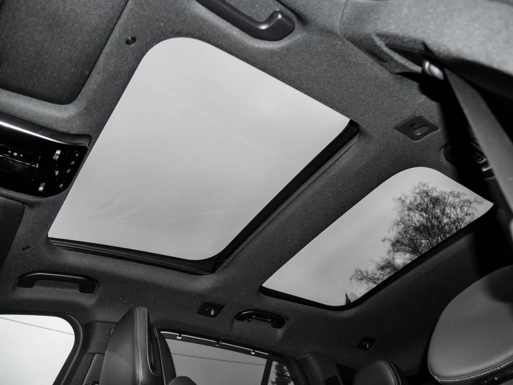 Mercedes-Benz E 300 2025