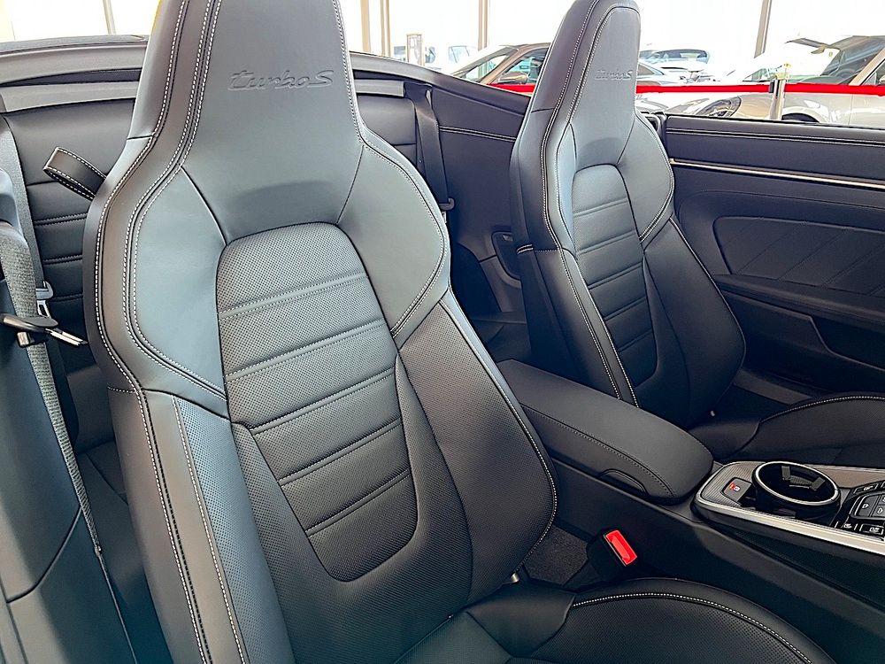 Porsche 992 2023