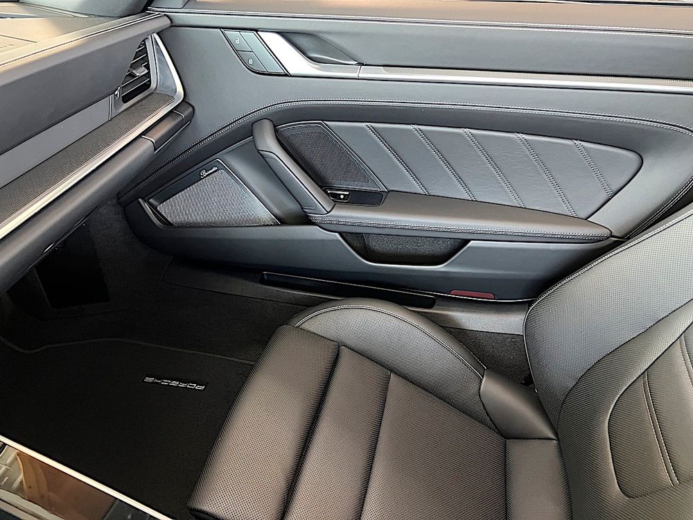 Porsche 992 2023