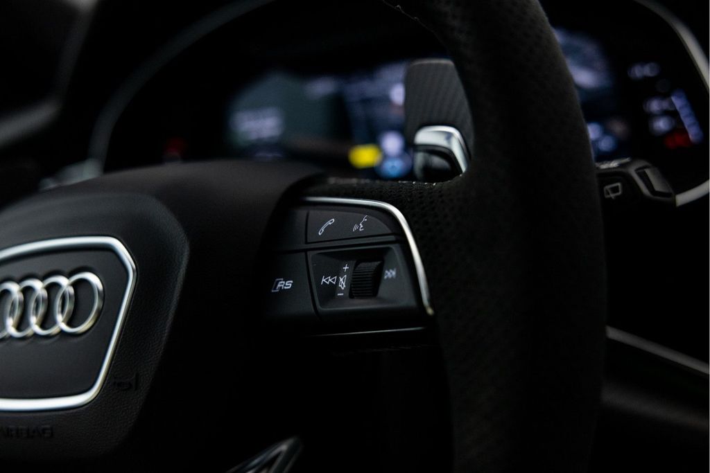 Audi RSQ8 2025