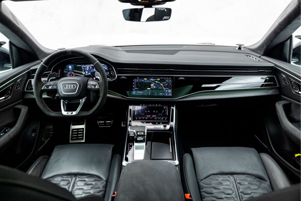 Audi RSQ8 2025