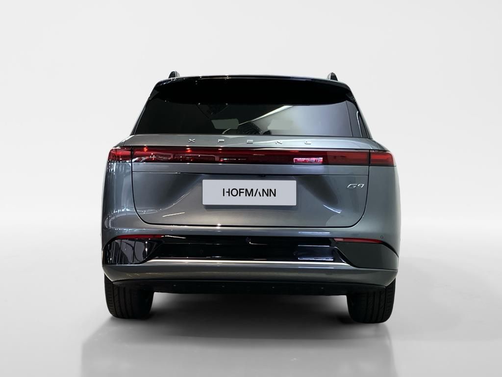 XPENG G9