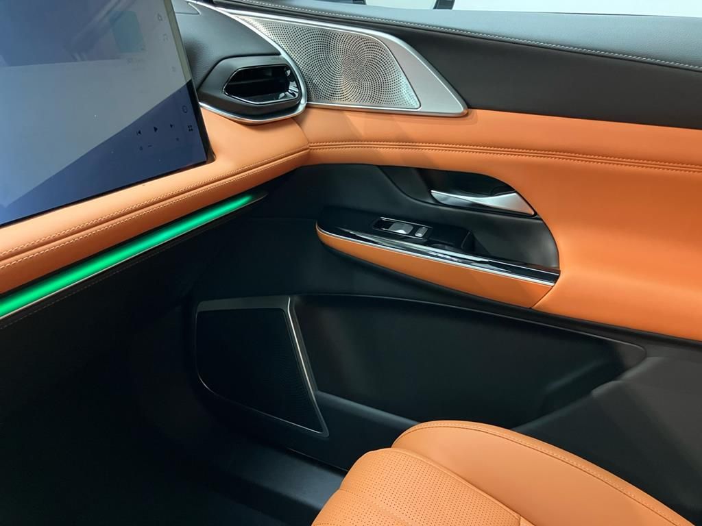 XPENG G9