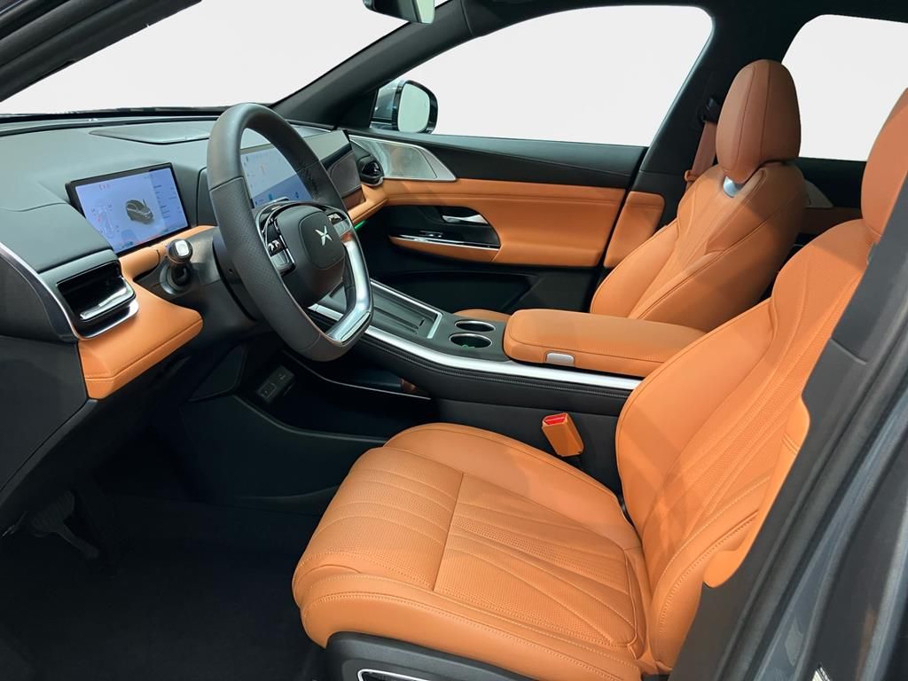 XPENG G9