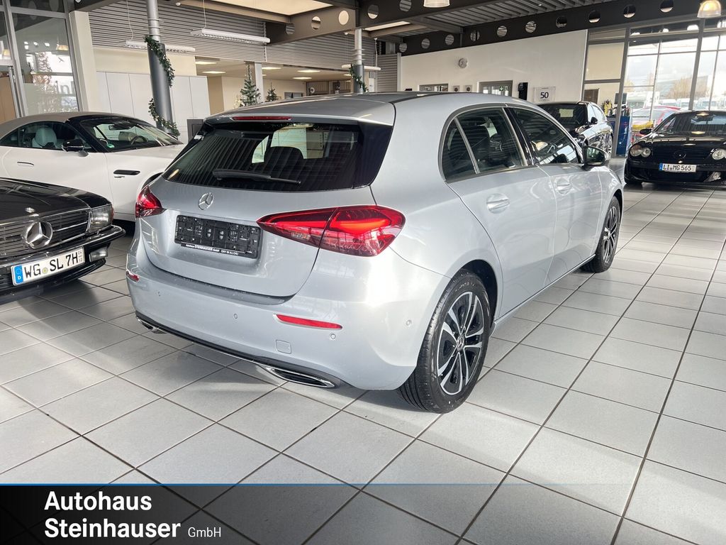 Mercedes-Benz A 180 2024