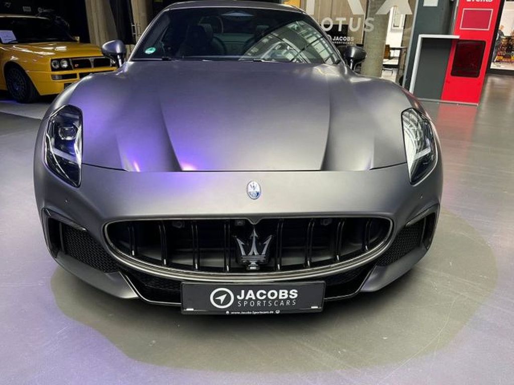 Maserati Granturismo 2023