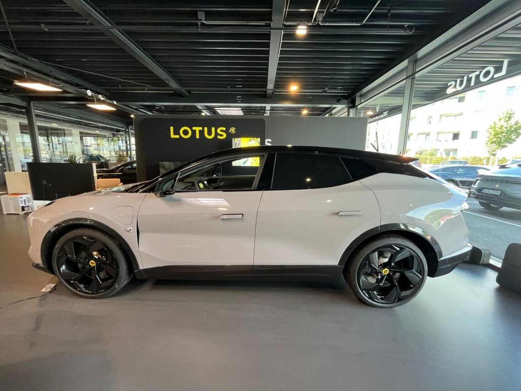 Lotus Eletre