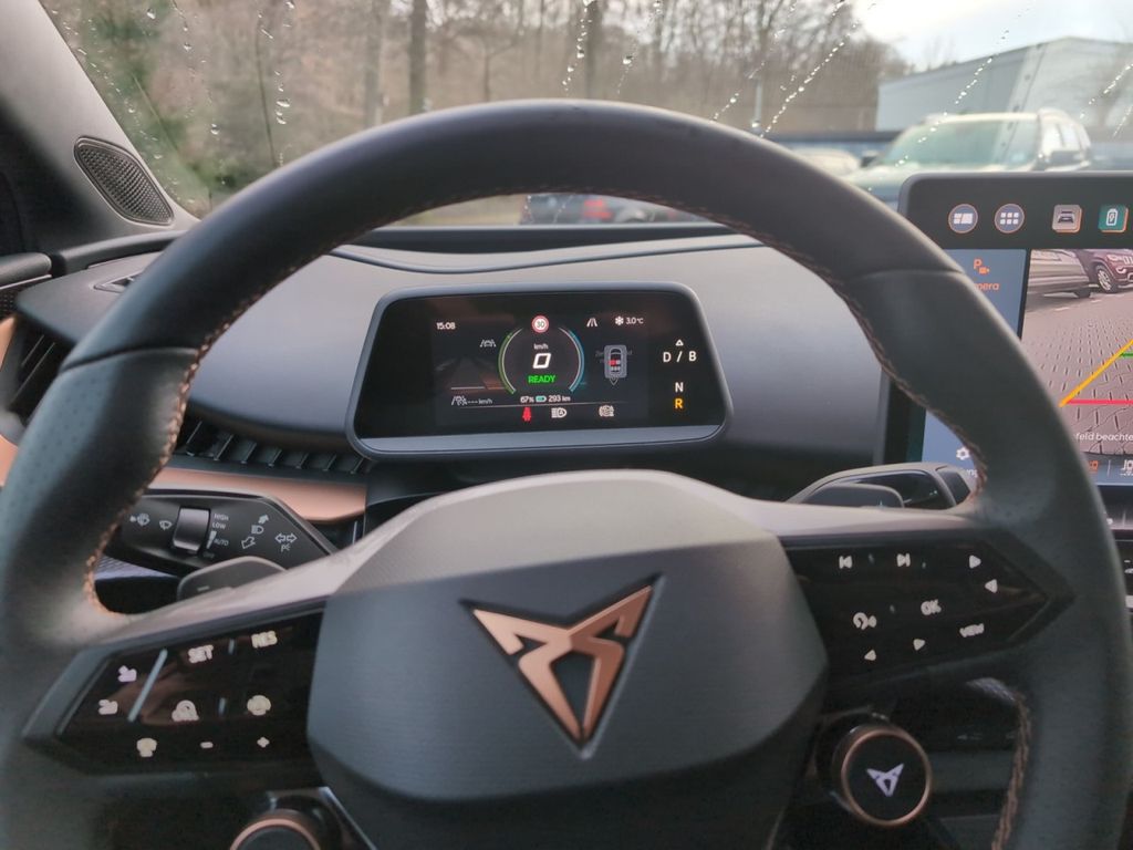 Cupra Tavascan 2025