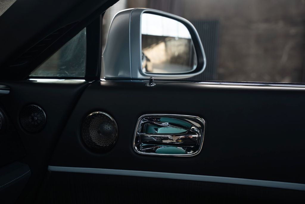 Rolls-Royce Dawn 2021