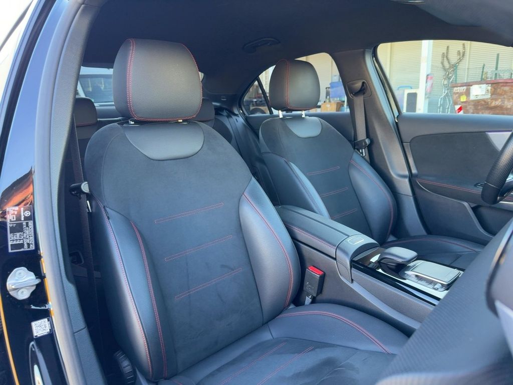 Mercedes-Benz A 250 2021