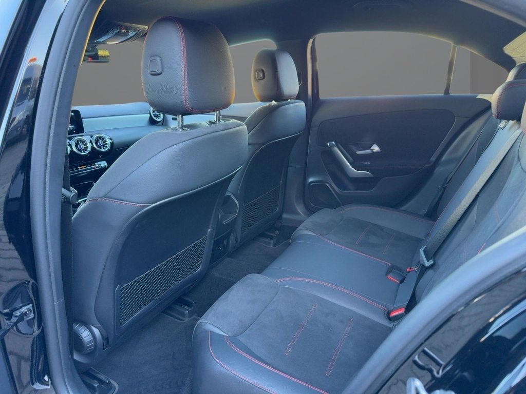 Mercedes-Benz A 250 2021