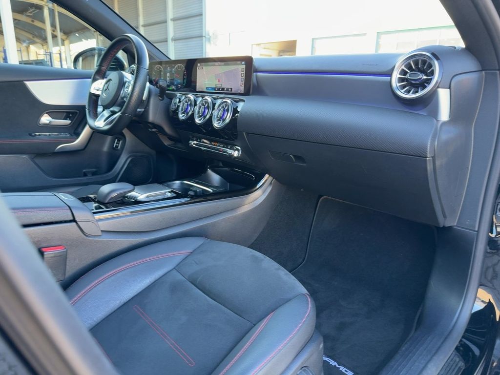 Mercedes-Benz A 250 2021