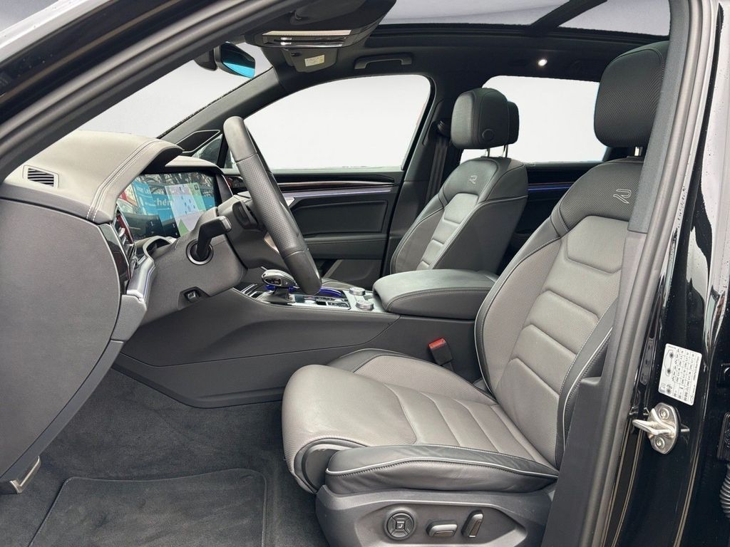 Volkswagen Touareg 2025