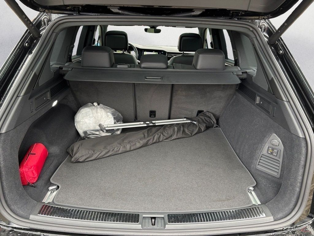 Volkswagen Touareg 2025