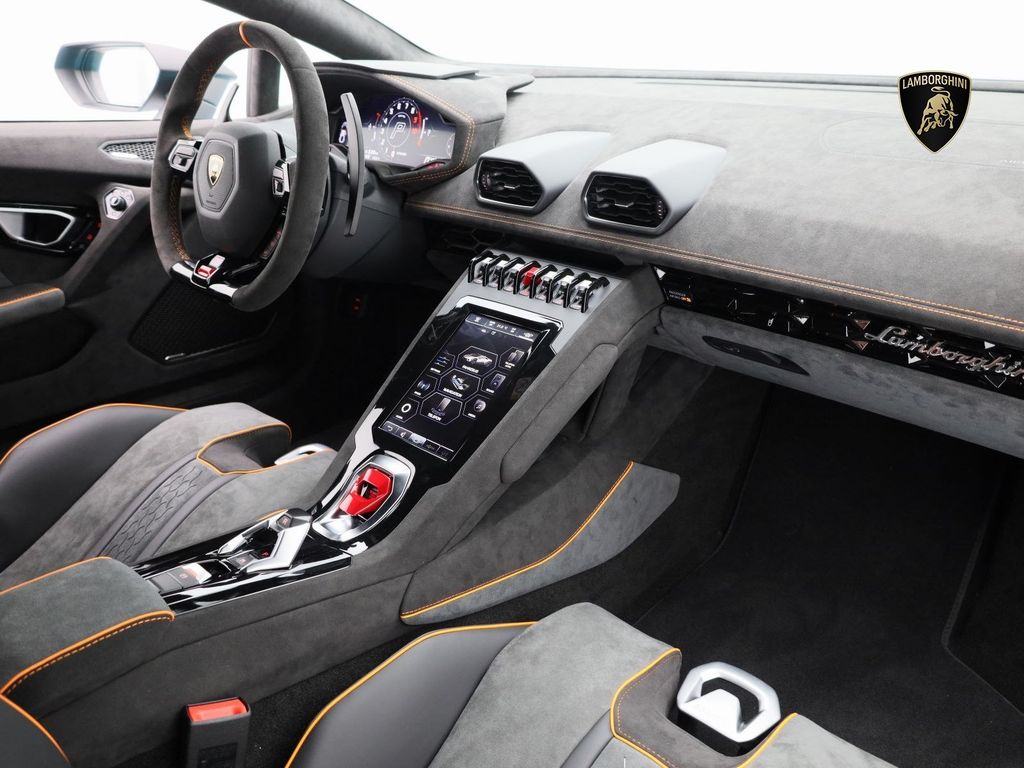 Lamborghini Huracán 2025