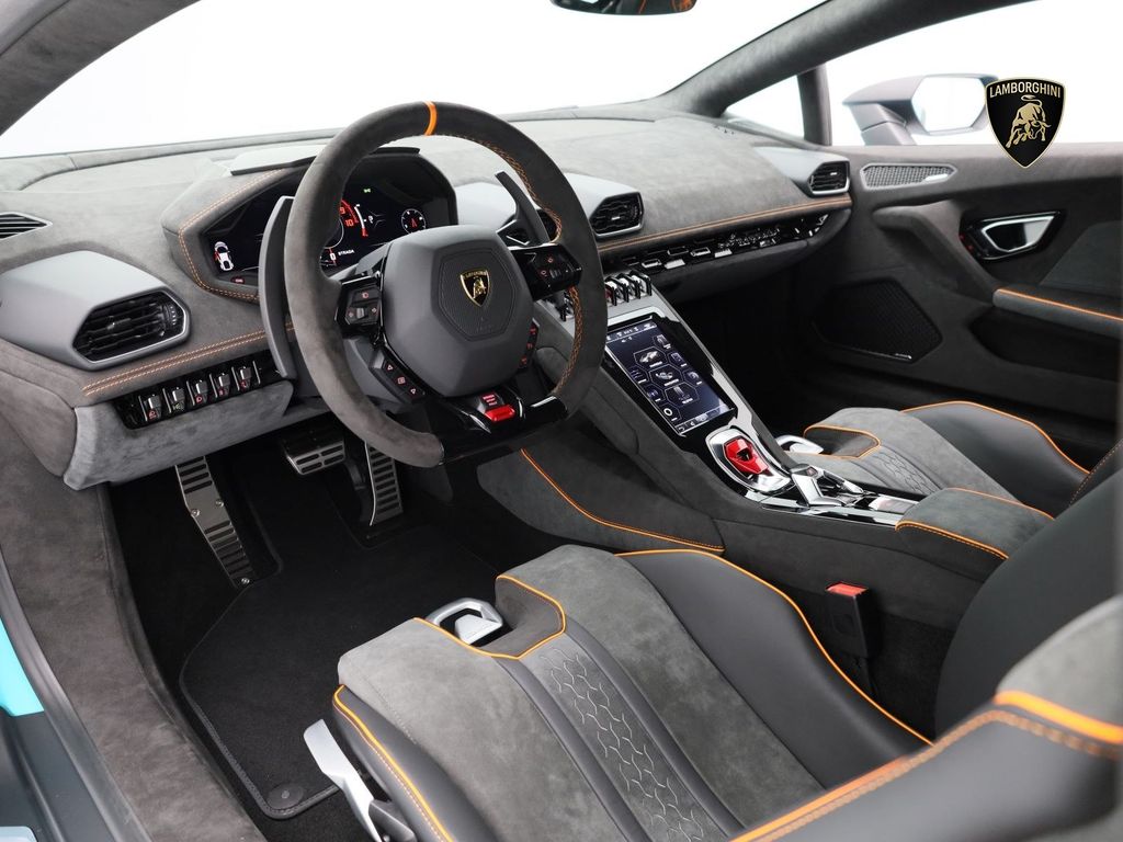 Lamborghini Huracán 2025