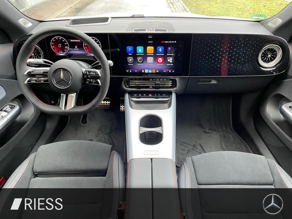 Mercedes-Benz CLA 350 2025