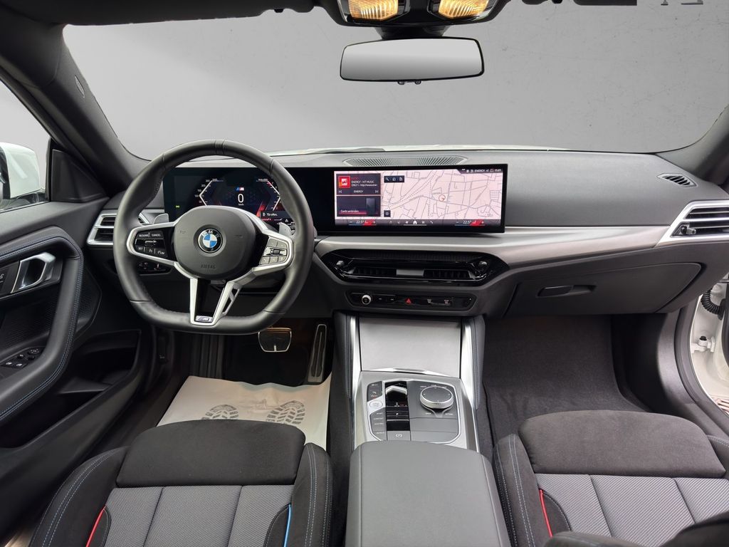 BMW 218 2024