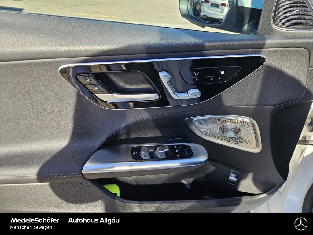 Mercedes-Benz C 300 2024