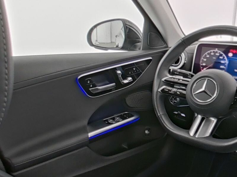 Mercedes-Benz C 300 2024