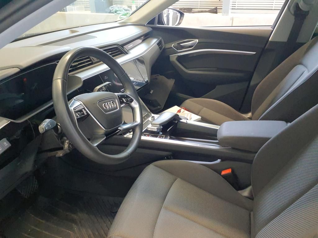 Audi e-tron 2022
