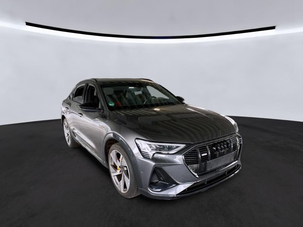 Audi e-tron 2022