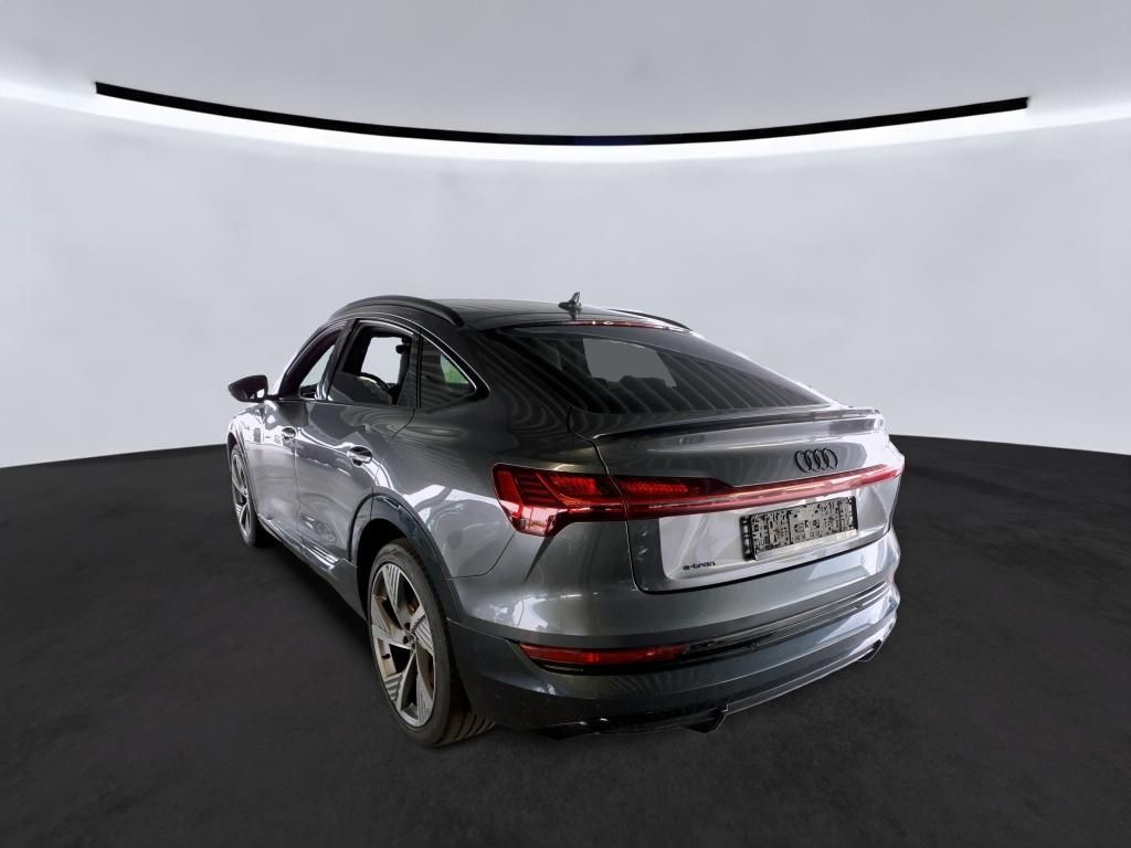 Audi e-tron 2022