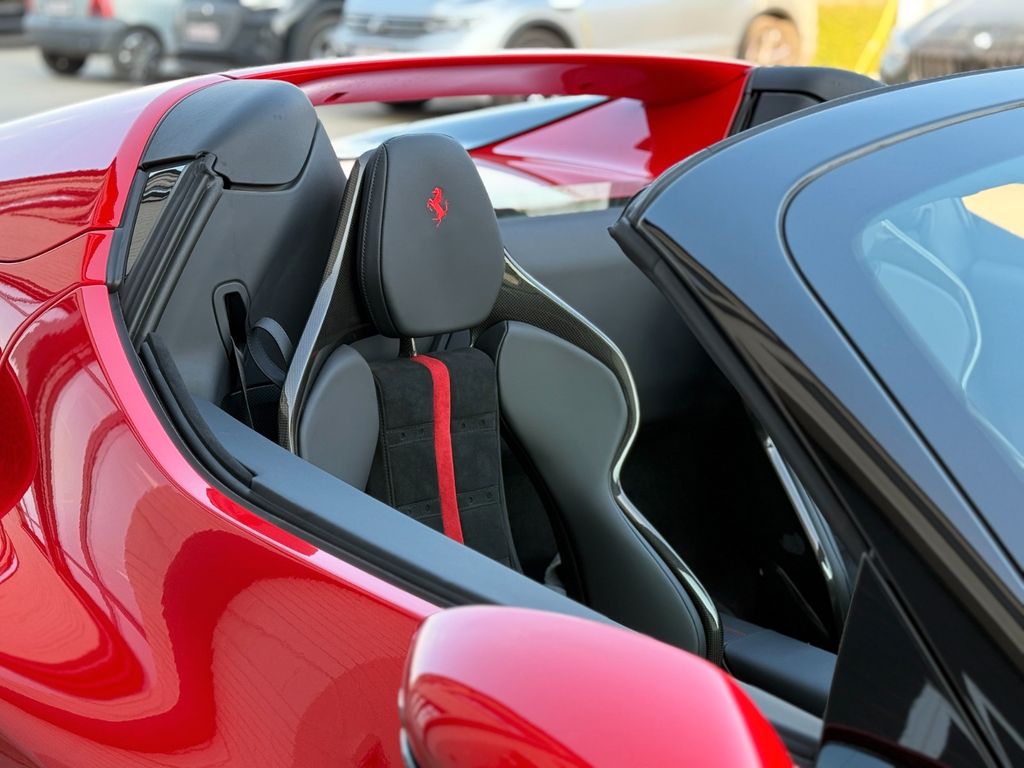 Ferrari 296 GTS 2024