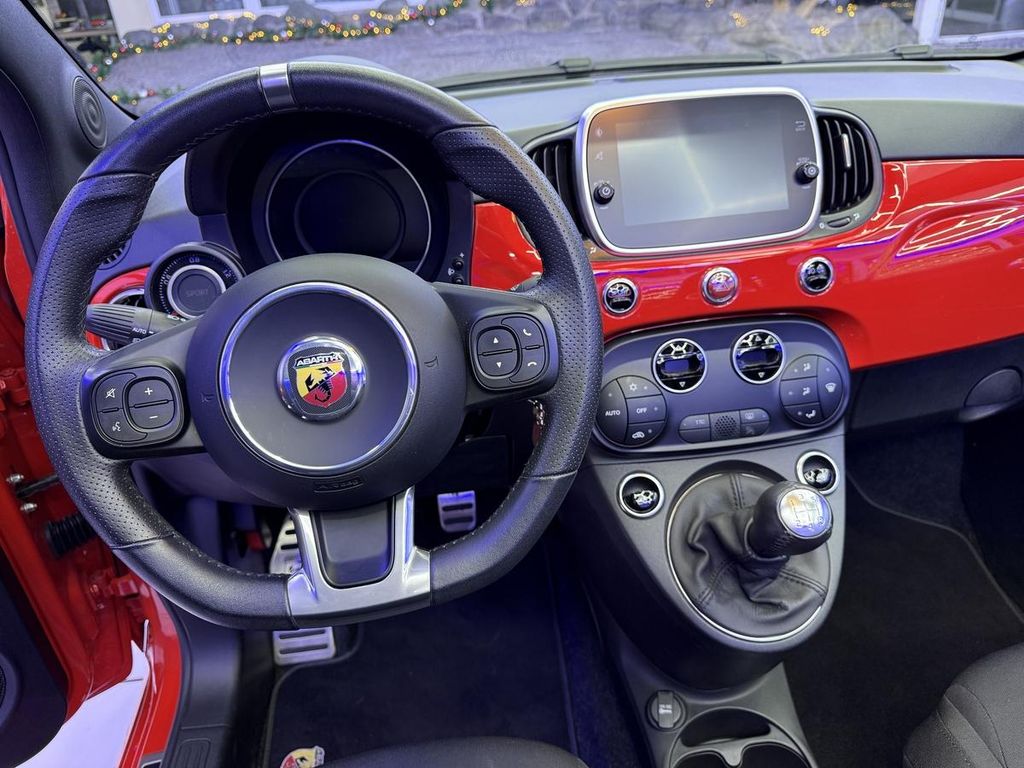Abarth 595C 2021