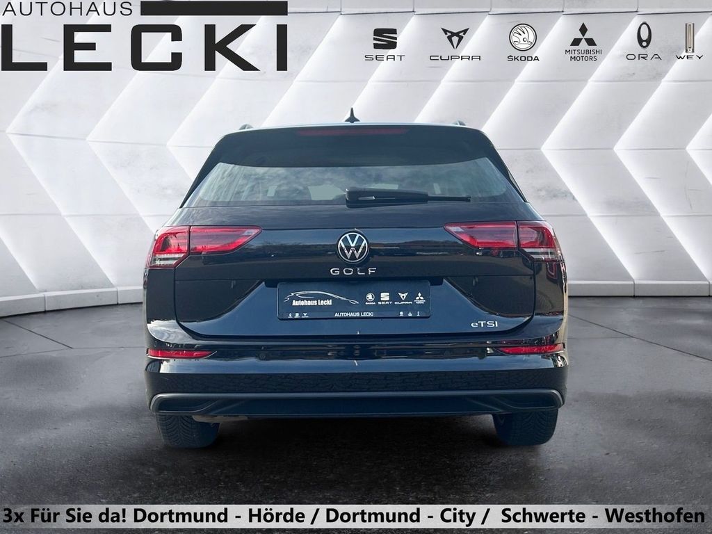 Volkswagen Golf 2023