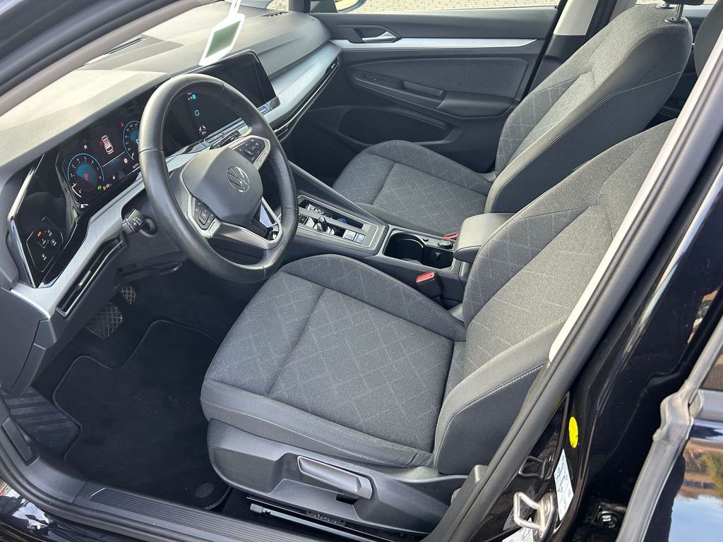 Volkswagen Golf 2023